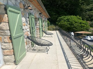 Villa Grasse Outdoor Recording 9