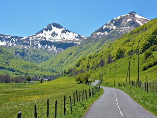 Vakantiehuis Laval-sur-Luzège Omgeving 31