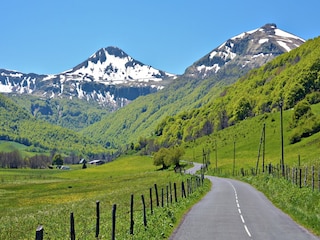 Vakantiehuis Laval-sur-Luzège Omgeving 33