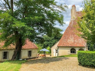 Château Lurcy-Lévis Enregistrement extérieur 2