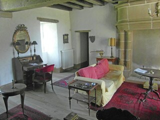 Castello Lurcy-Lévis Caratteristiche 18