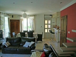 Villa Reillanne Features 24