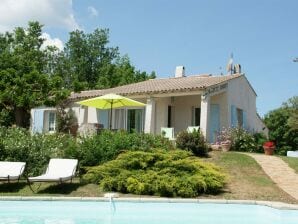 Holiday house Rustikale Villa mit Pool in Cereste, Frankreich - Céreste - image1