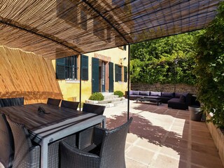 Villa Grasse Buitenaudio-opname 12