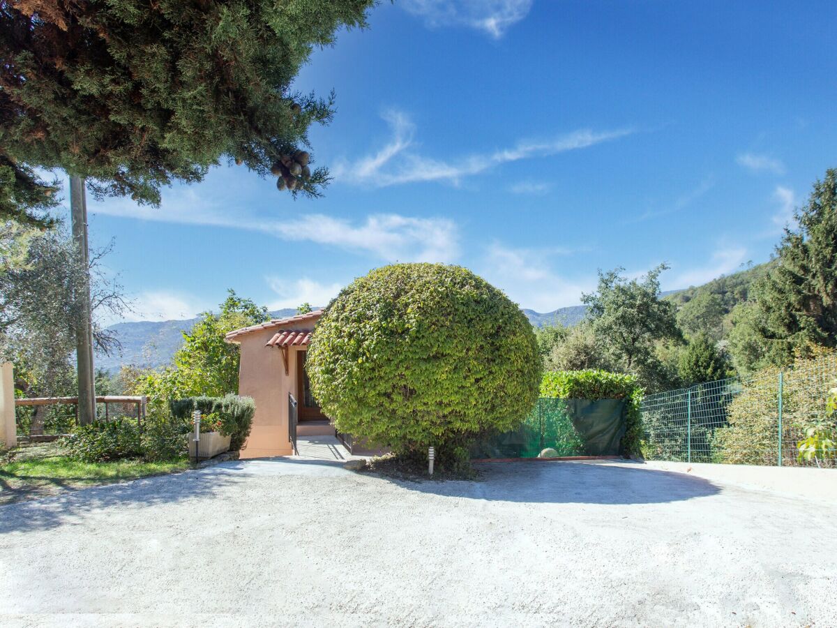 Casa de vacaciones Chateauneuf-Villevieille Grabación al aire libre 1