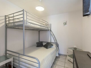 Holiday house Chateauneuf-Villevieille Features 7