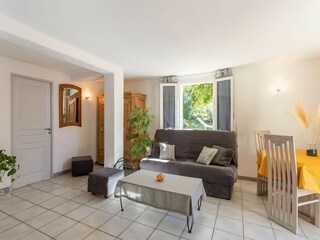 Holiday house Chateauneuf-Villevieille Features 8