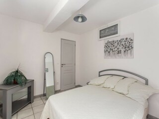 Holiday house Chateauneuf-Villevieille Features 17