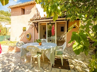 Holiday house Chateauneuf-Villevieille Outdoor Recording 7