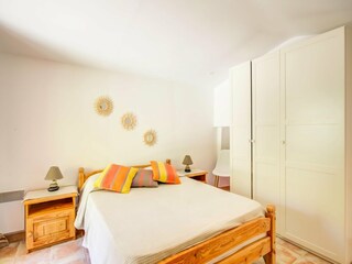 Holiday house Chateauneuf-Villevieille Features 21
