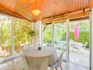 Holiday house Chateauneuf-Villevieille Features 9