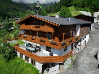 Ferienwohnung Zell am See Außenaufnahme 2