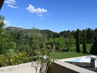 Villa Vinezac Outdoor Recording 16
