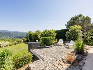 Villa Les Vans Buitenaudio-opname 3