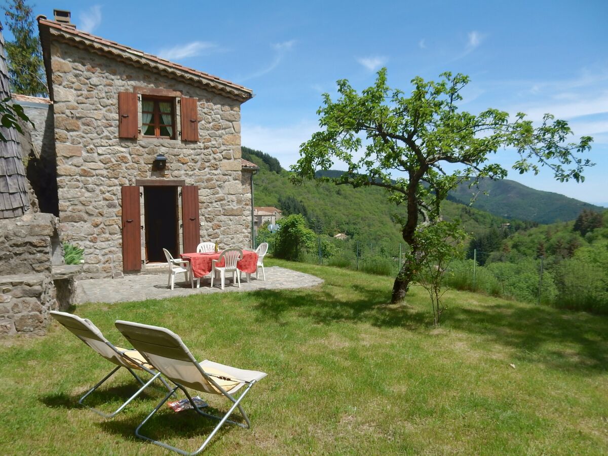 Maison de vacances Saint-Étienne-de-Serre Enregistrement extérieur 1