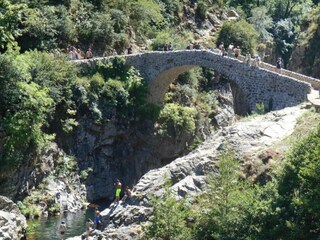Vakantiehuis Saint-Étienne-de-Serre Omgeving 32