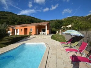 Luxueuse villa à Thueyts avec piscine privée - Saint-Pierre de Colombier - image1