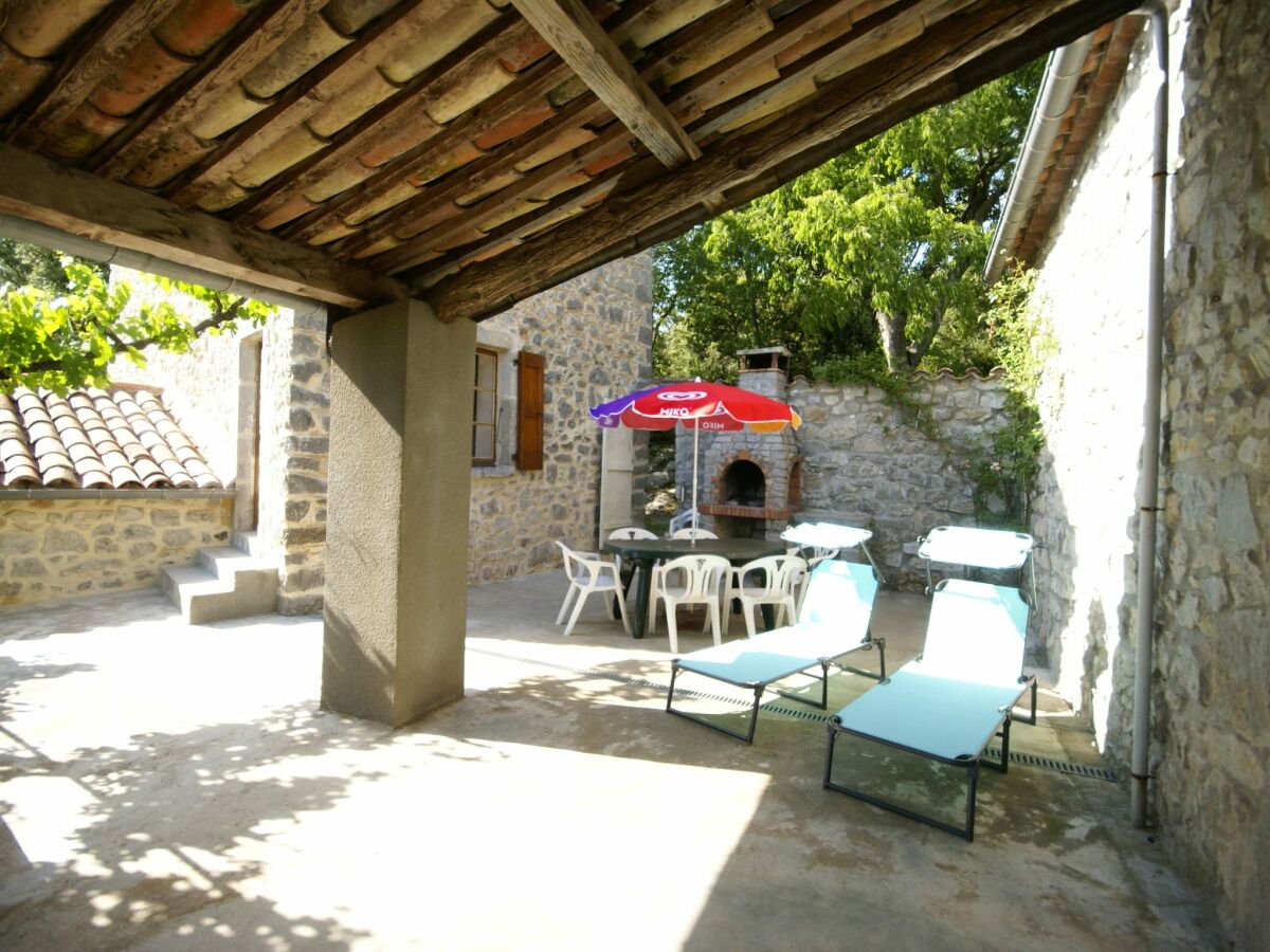 Holiday house Berrias-et-Casteljau Outdoor Recording 1