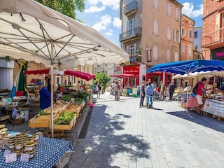 Holiday house Berrias-et-Casteljau  32