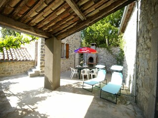 Casa de vacaciones Berrias-et-Casteljau Grabación al aire libre 4