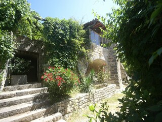 Casa de vacaciones Berrias-et-Casteljau Grabación al aire libre 6