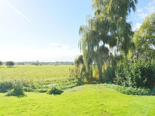 Holiday cottage Canchy Environment 32