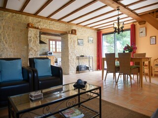 Holiday cottage Canchy Features 17