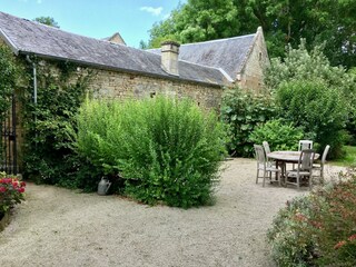 Cottage Lantheuil Outdoor Recording 5