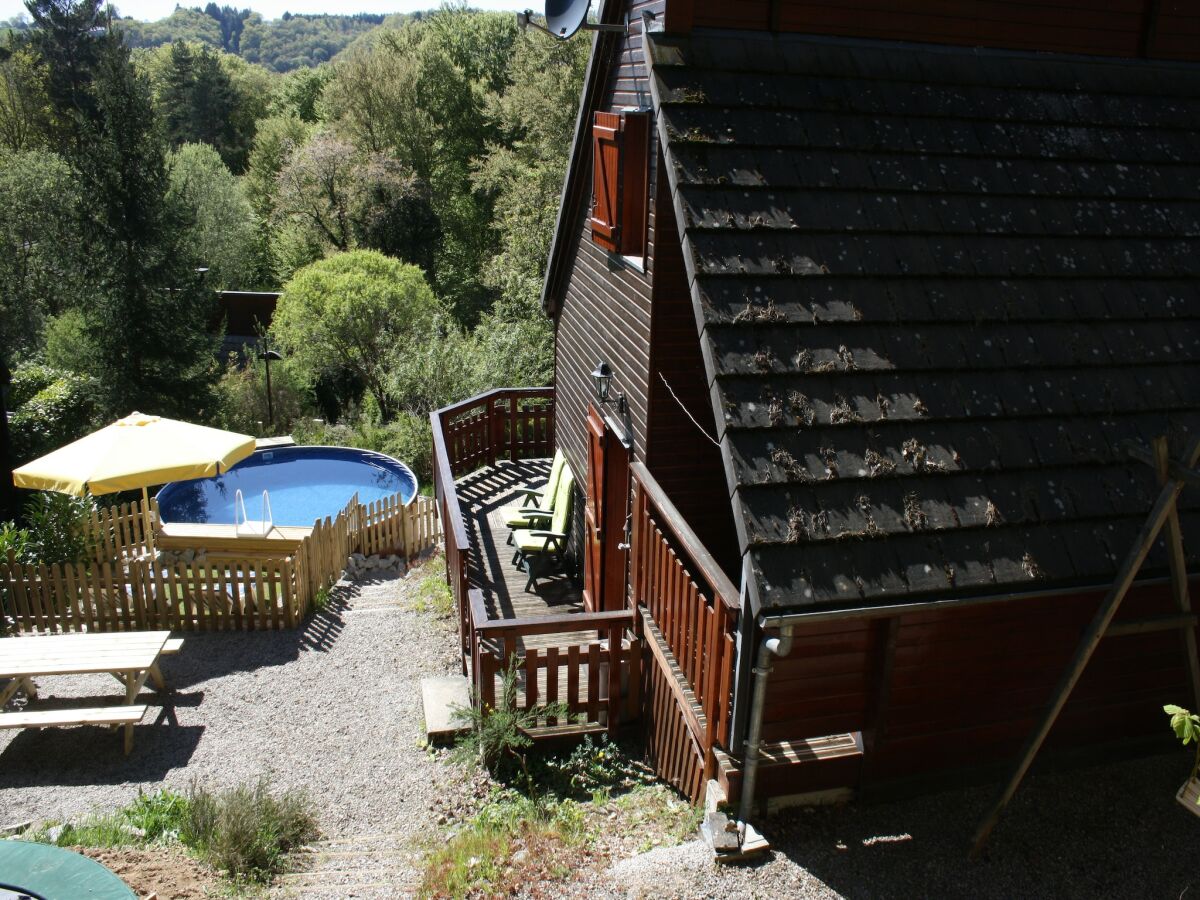 Ferienhaus Beaulieu (Cantal) Außenaufnahme 3