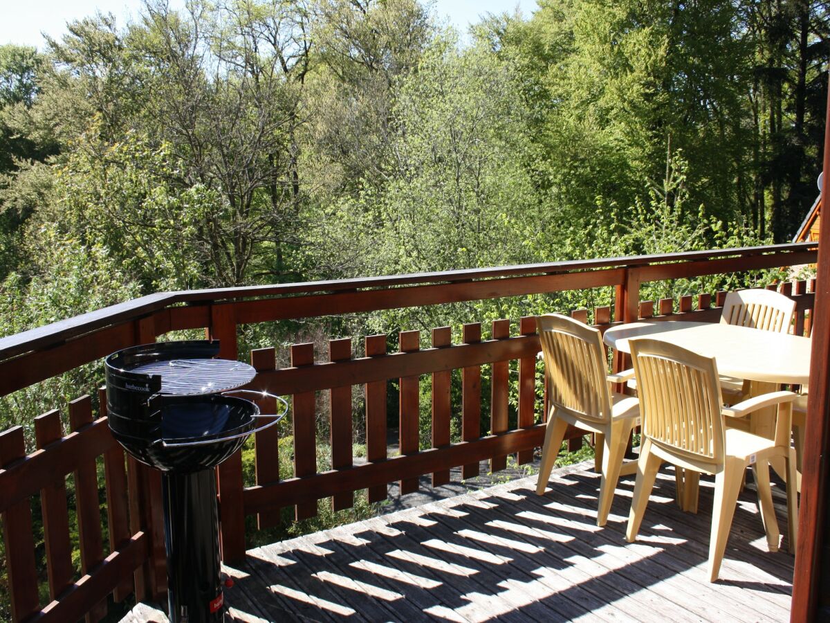 Ferienhaus Beaulieu (Cantal) Außenaufnahme 13