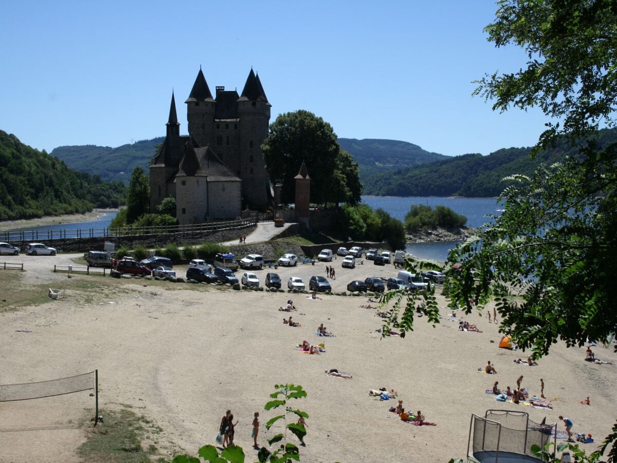 Ferienhaus Beaulieu (Cantal) Umgebung 29