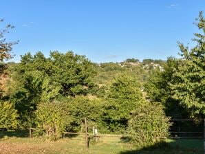 Maison de vacances confortable avec jardin - Calvinet - image1