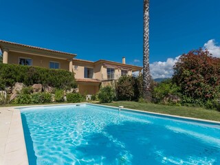 Villa Calcatoggio Buitenaudio-opname 6