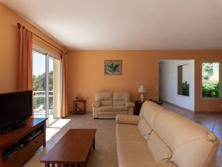 Villa Calcatoggio Features 26