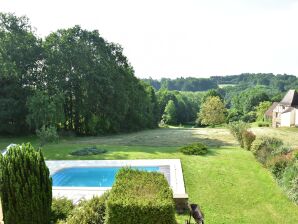 Acogedora casa de vacaciones con piscina