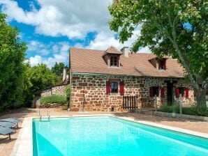 Schönes Ferienhaus mit Pool in Teillots - Coubjours - image1