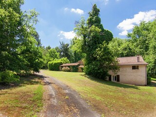 Cottage Issac Outdoor Recording 4
