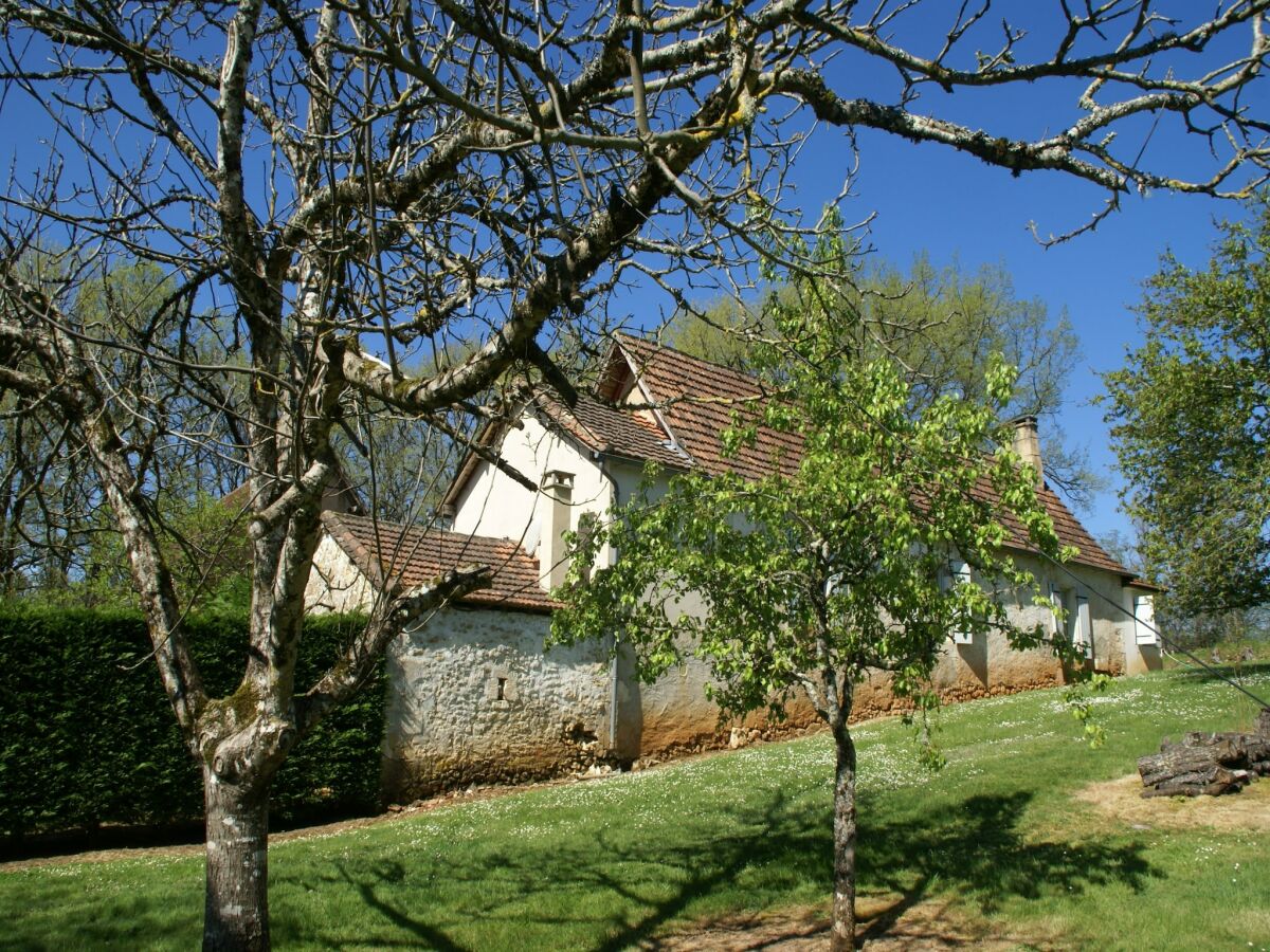 Ferienhaus Saint-Sauveur Außenaufnahme 1