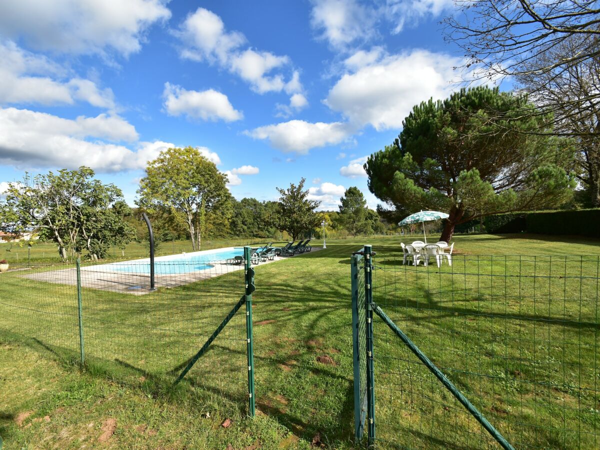 Ferienhaus Villefranche-du-Périgord Außenaufnahme 8