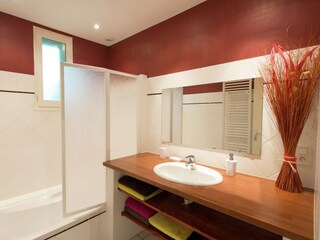 Holiday house Charmes-sur-l'herbasse Features 26