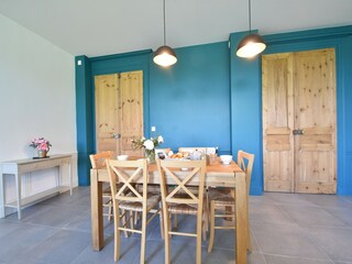 Castello Asnières Caratteristiche 8