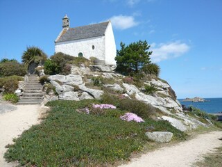 Holiday house Saint-Thonan Environment 17