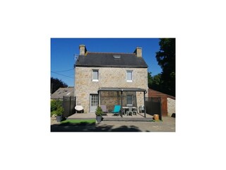 Holiday house Saint-Thonan Outdoor Recording 8