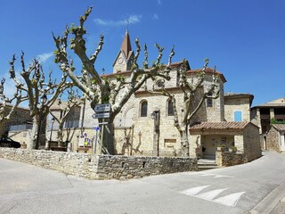 Villa Saint-Laurent-de-Carnols Environment 22