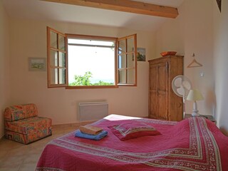 Maison de vacances Saint-Privat-de-Champclos Équipement 18