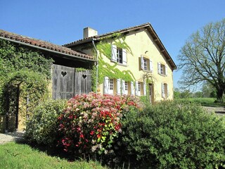Villa Loubédat Outdoor Recording 5