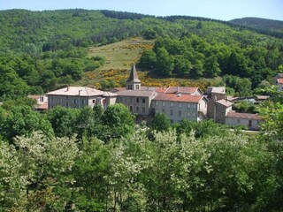 Ferienhaus Valcivières Umgebung 30