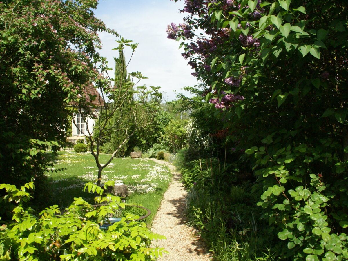 Casa de vacaciones Yèvre-la-Ville Grabación al aire libre 1