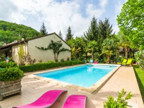 Holiday house Schönes Ferienhaus mit Innenhof - Boissières - image1