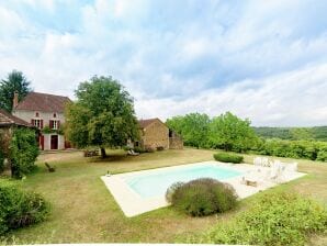 Ferienhaus mit Tennisplatz in Montcléra - Frayssinet-le-Gélat - image1